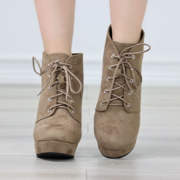 Womens Ankle Boots Lace Up Block Heel Booties Taupe Brown Suede - Picture 4 of 11
